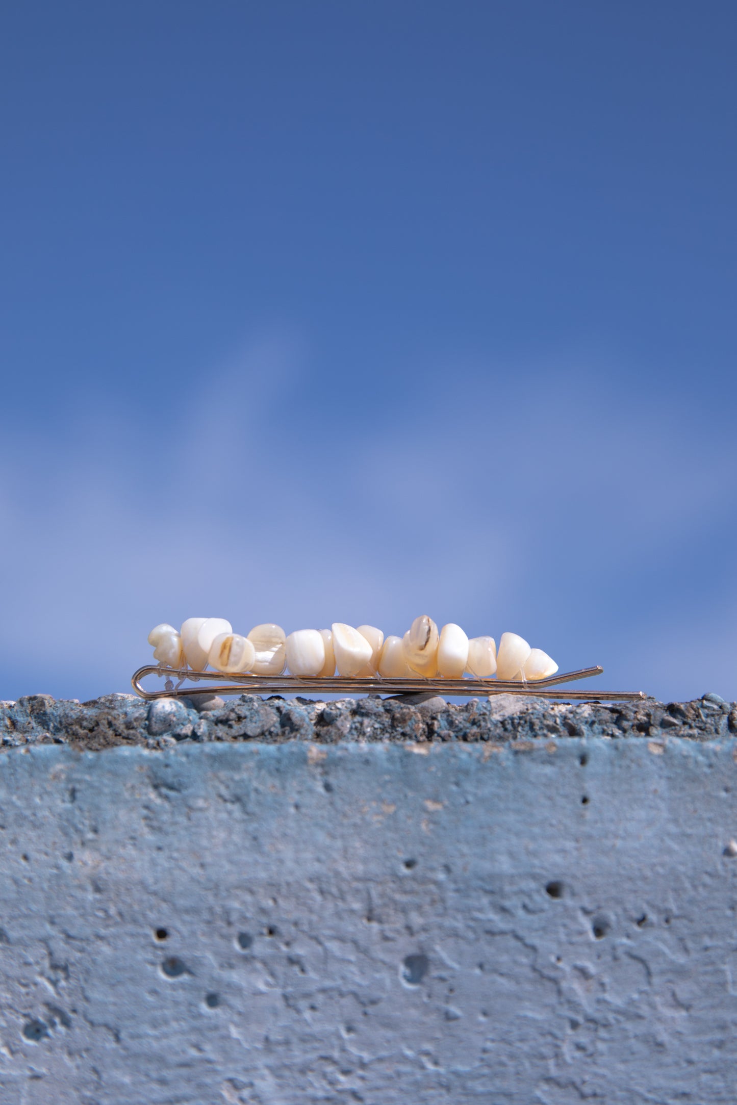 ✨ Set di mollette in metallo dorato con pietre e dettagli luminosi