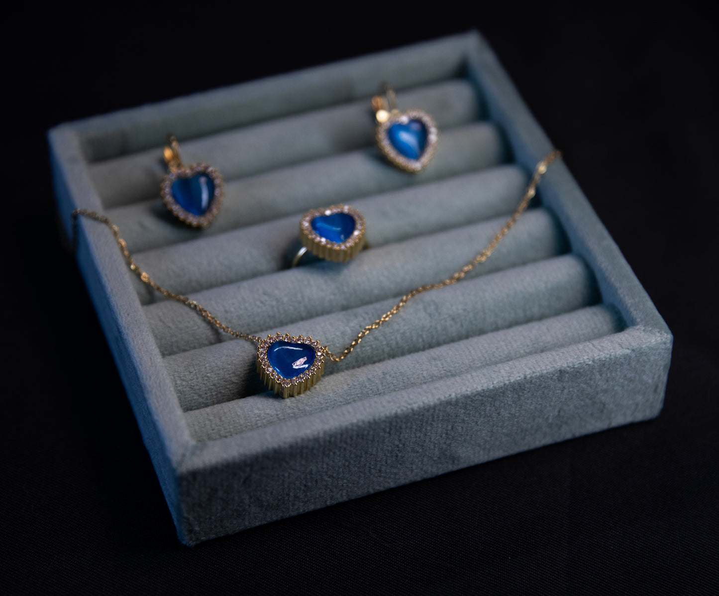 Parure acciaio dorato con cuore blumare